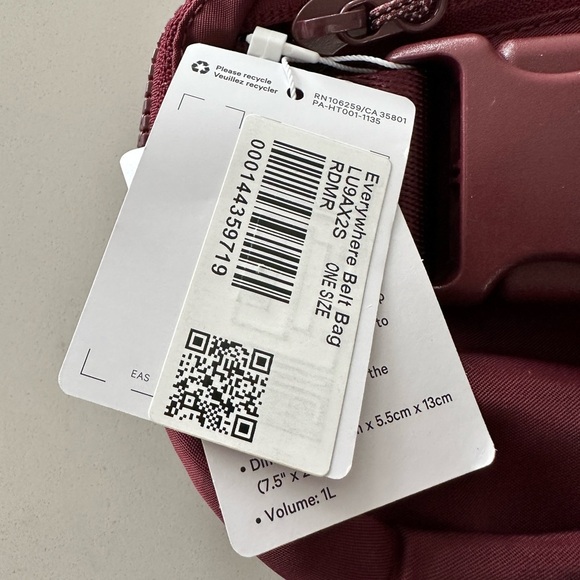 NWT Brand New lululemon Everyday Belt Bag 1L in Red Merlot RDMR - Picture 9 of 10